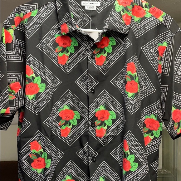 Fashion Nova Men’s Short Sleeve Button Down - Picture 2 of 6